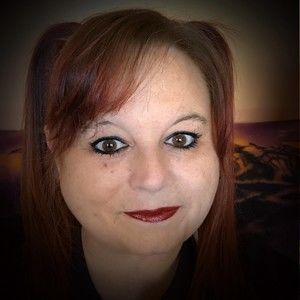 Meet your Posher, Cassandra